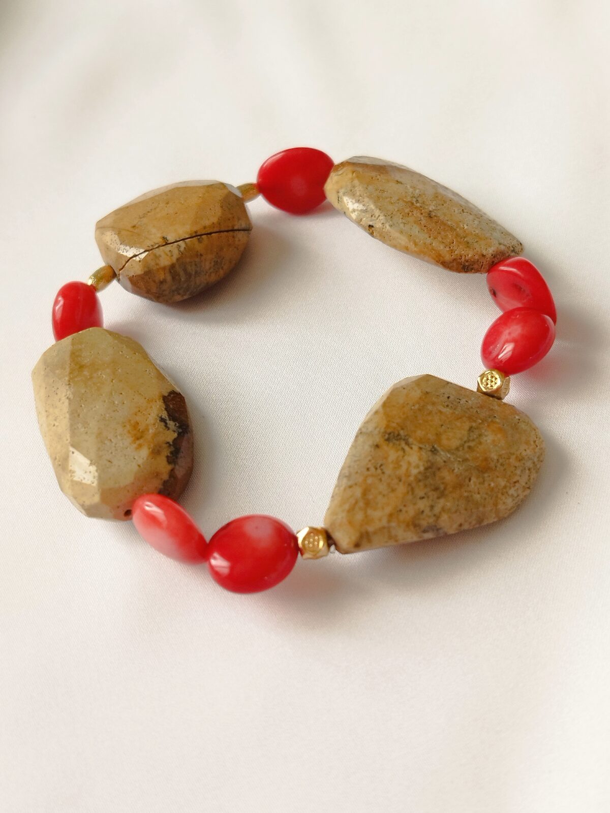 Pulsera básica en Piedras naturales de Jasper Madera y Corales