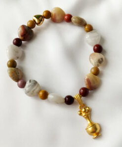 Pulsera en piedras naturales de Ágata – Dije Precolombino de Poporo Quimbaya