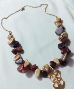 Collar de Piedras naturales de Ágata Sanguina - Dije Precolombino Hombre pico de ave