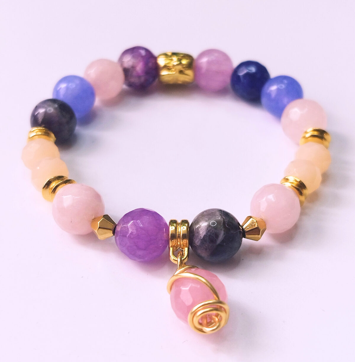 PULSERA ELASTICA EN PIEDRA NATURAL - DIJE EN PIEDRA Y ALAMBRISMO - Imagen 2